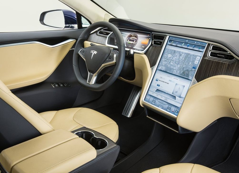 https://www.whatcar.lv/cars/Tesla/Model S/8be0b7940d8158925b2d9b9fbe165193.jpg